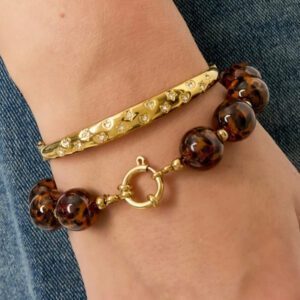 Armband met 14 mm luipaardprint kralen in chocolade bruin – Retro Leopard serie