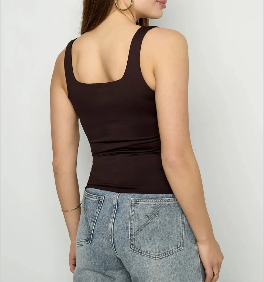 Body top dames met stretch – detail pasvorm
